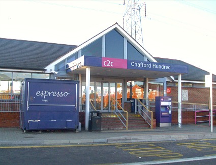 Chafford Hundred Train Station, London